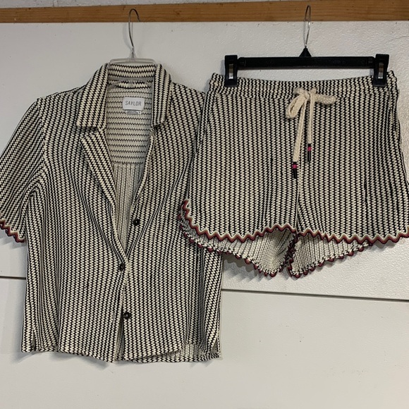 SAYLOR VERNA STRIPE CROCHET KNIT SHORT SET BLACK WHITE SMALL - Picture 2 of 11